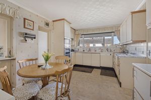 Kitchen/Diner- click for photo gallery